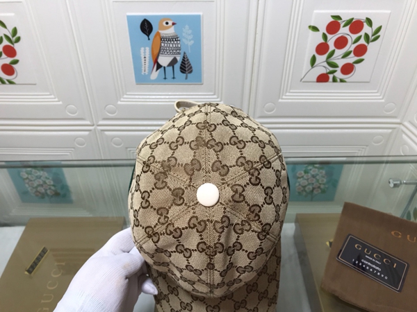 ブランド帽子側面デザイン